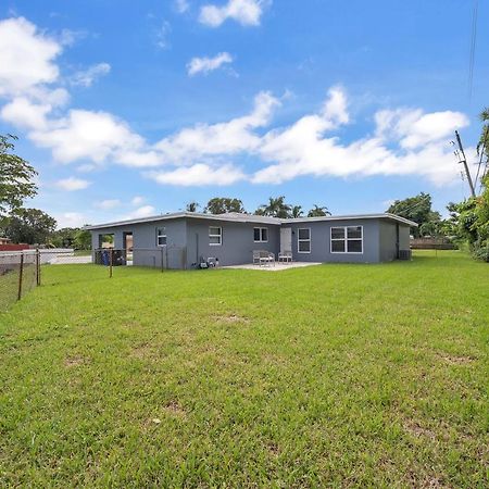Sweet Escape 5 Br/2Ba Min From Airport And Beach Fort Lauderdale Dış mekan fotoğraf